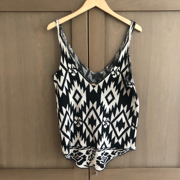 WILDFOX knit aztec tank top (says small but large) - Picture 2 of 4
